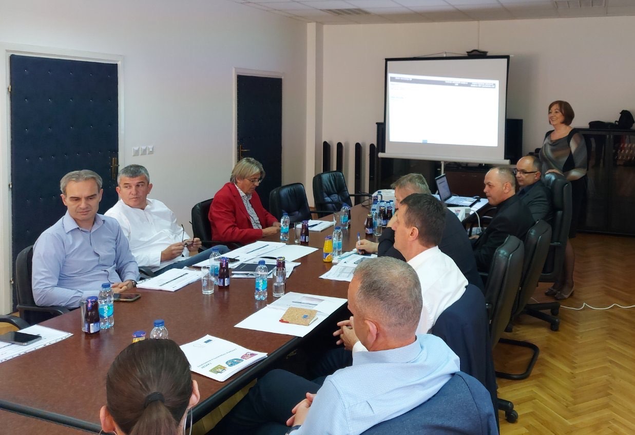PES of Republika Srpska, Bosnia and Herzegovina presents its work to peers from Western Balkans during the PES bench-learning peer visit (Photo: RCC ESAP 2)  