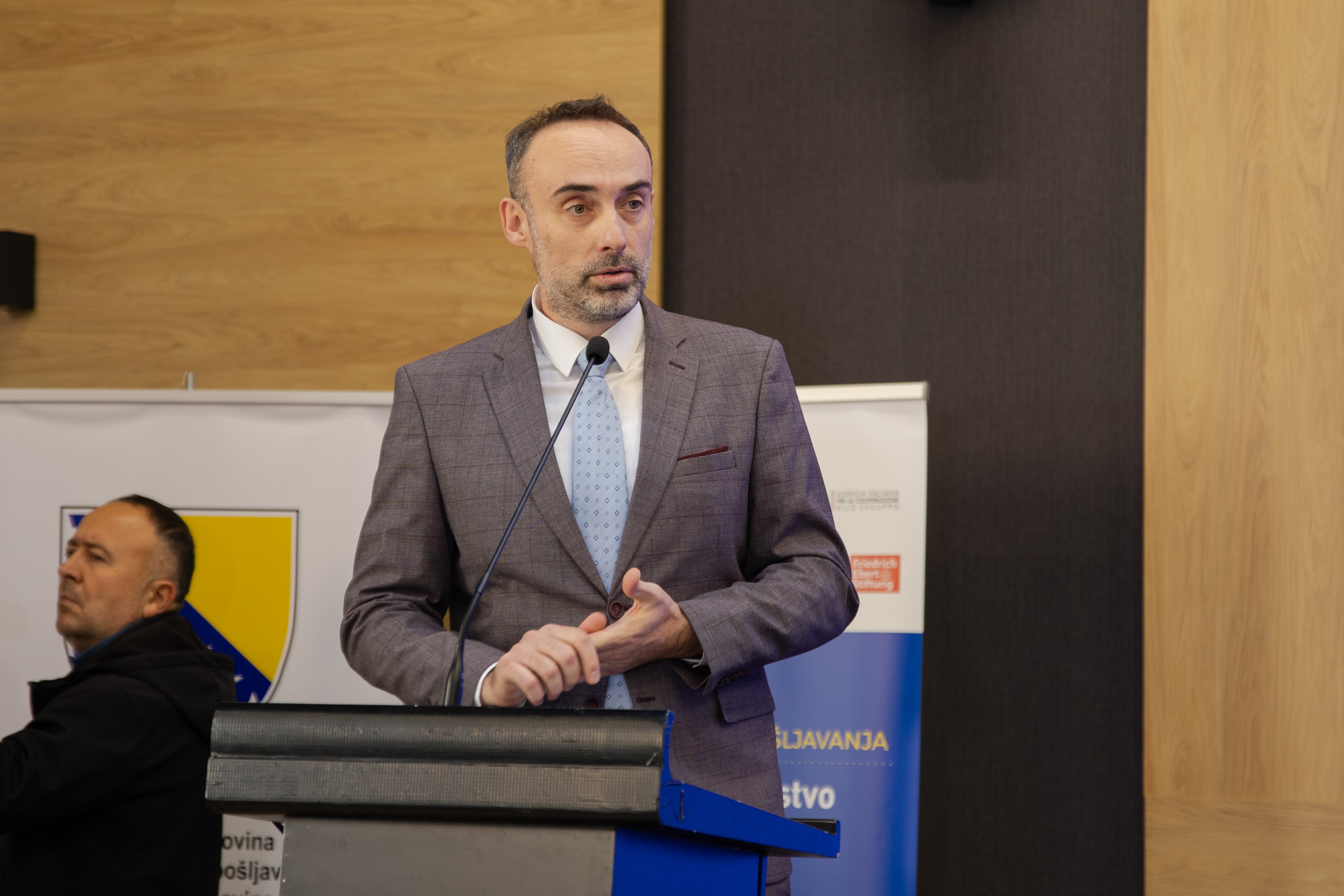 Sinisa Marcic, RCC’s Senior Expert on Human Capital Development delivering speech (Photo: courtesy of Labour and Employment Agency of Bosnia and Herzegovina)