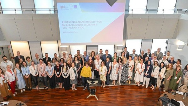 Participants of the joint RCC ESAP3 – ETF capacity building event on the use of ESCO held in Turin, Italy on 24-25 June 2025 (Photo: ETF) 