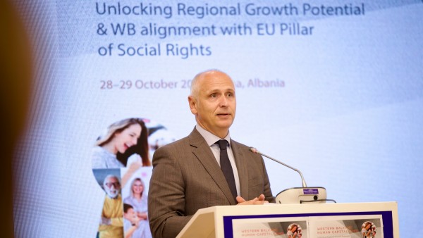 RCC Secretary General Amer Kapetanovic opening the Western Balkans Human Capital Days 2025 on 28 October in Tirana (Photo: Henri Koci) 