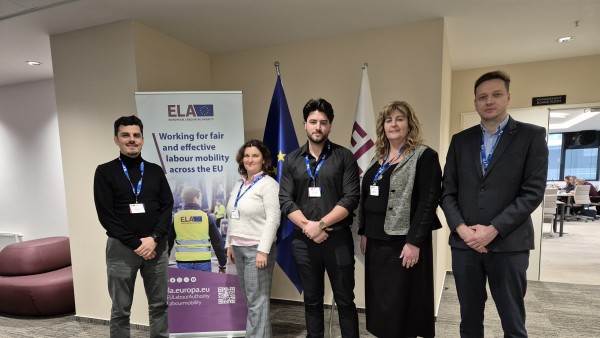 Representatives of the Western Balkans Network for Tackling Undeclared Work with the RCC ESAP 3 Team member in Bratislava, Slovakia at ELA workshop on tackling undeclared work and bogus self-employment, February 2026 (Photo: RCC ESAP 3)