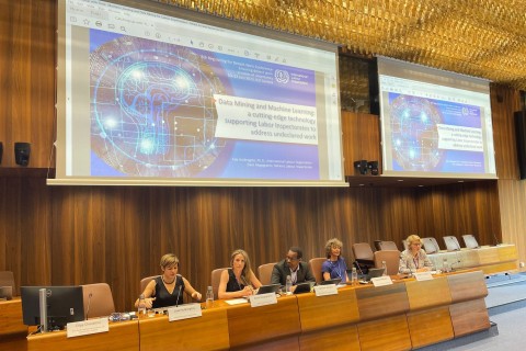 Data Mining and Machine Learning: A Cutting-Edge Approach to Address Informal Work
