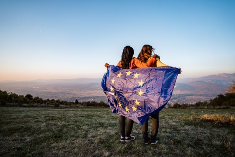 EU Solidarity in action: Commission proposes to mobilise almost €530 million to support emergency measures against the coronavirus pandemic (Photo: iStock)